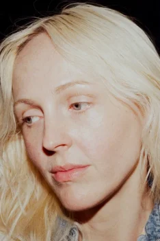 laura-marling_custom-b3f01209006e30f1617a0a7e9dea7755922c00d7