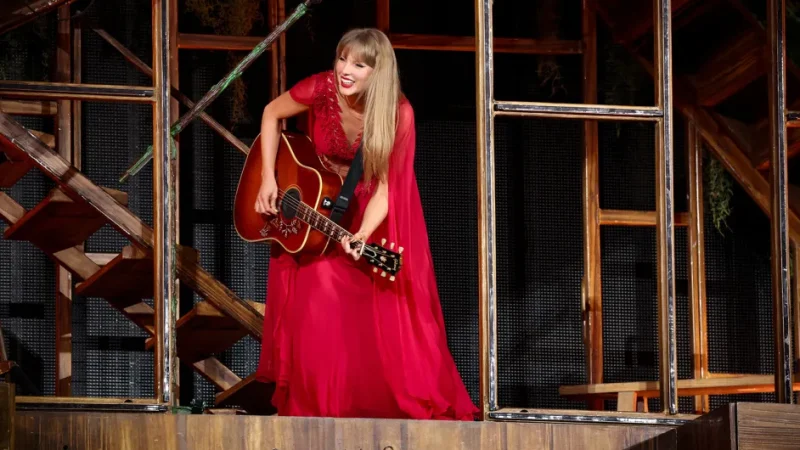 taylor-swift-eras-tour-indianapolis-il-2024-billboard-1548