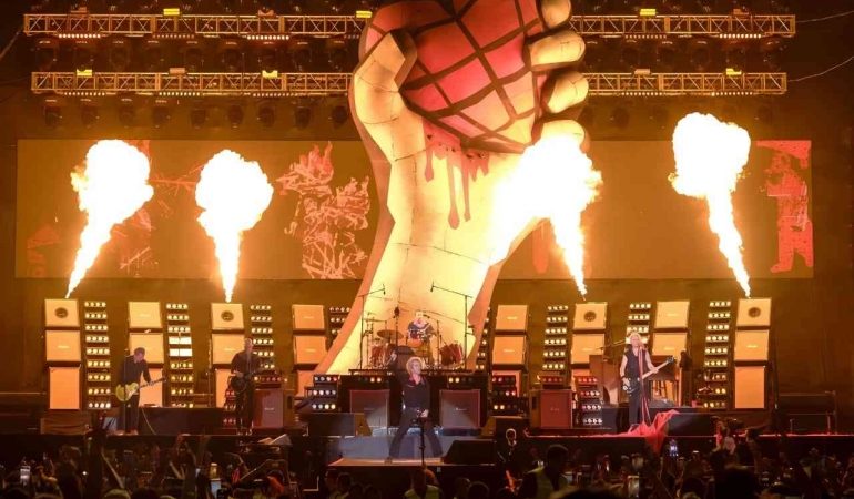 american-idiot-67b4c632c925c404cd133ac2