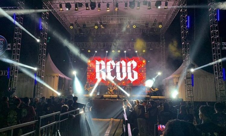 REOG live 2